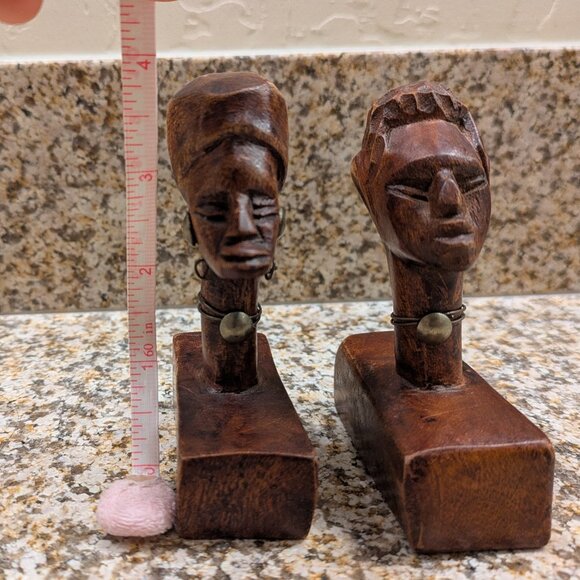 Pair of Vintage Hand Carved African People Wooden Sculptures - Picture 7 of 7